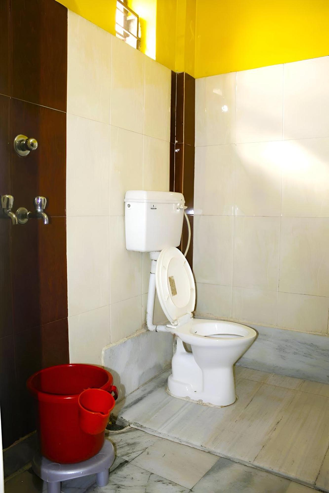 Hotel Chandrakala Regency 300 Meters From Dhanbad Railway Ngoại thất bức ảnh